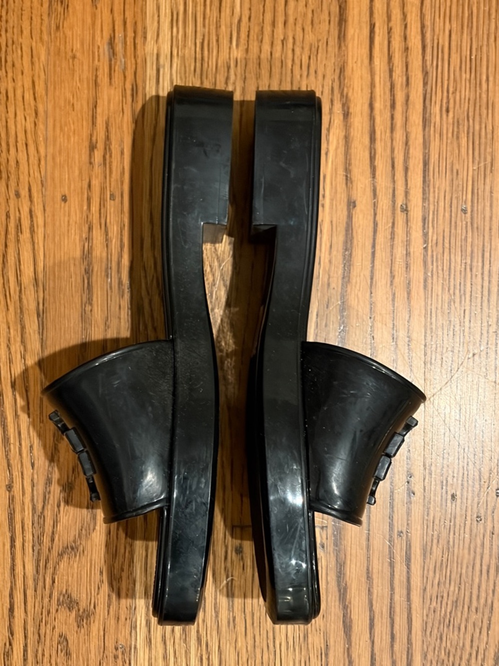 Tory Burch Shoes - Picture 2 of 7